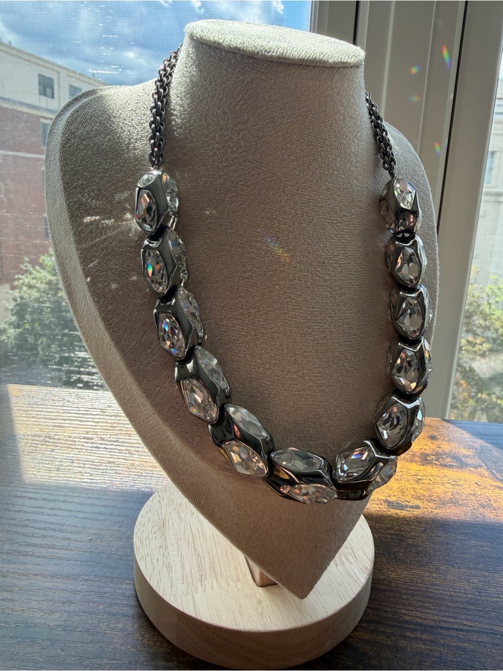 Atelier Swarovski Crystal Statement Necklace in Great Condition - Picture 6 of 9